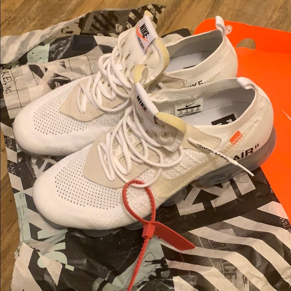 OFF x WHITE VaporMax